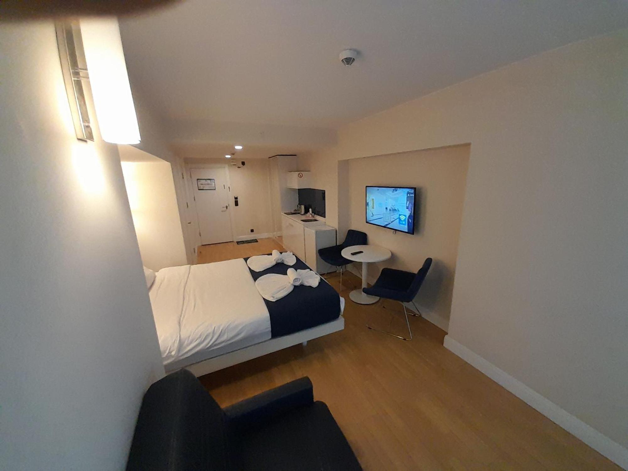 Smart Aparthotel Orbi City Batumi Pokoj fotografie