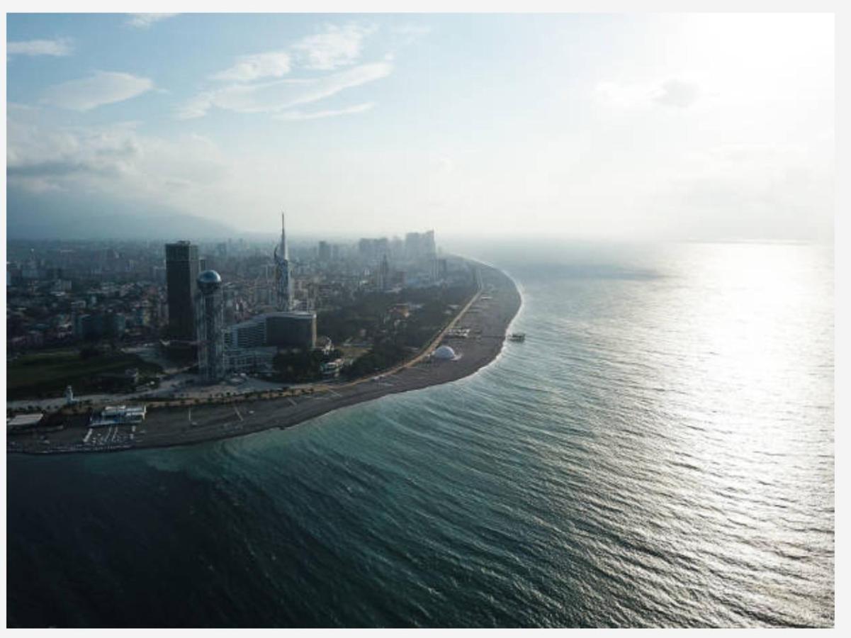 Smart Aparthotel Orbi City Batumi Exteriér fotografie